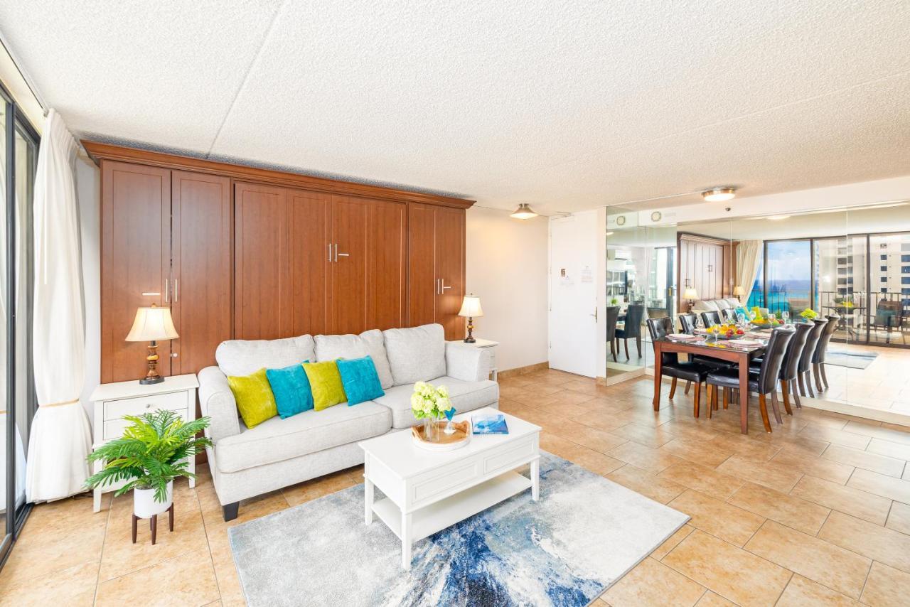 Apartment Beautiful Ocean View, Split Ac, 1 Block To And Parking