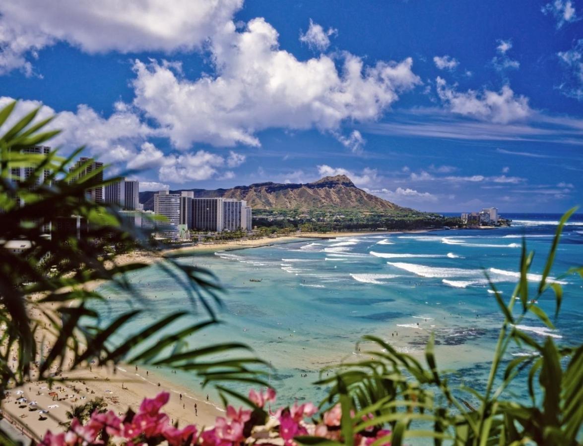 Beautiful Ocean View, Split Ac, 1 Block To And Parking Apartment