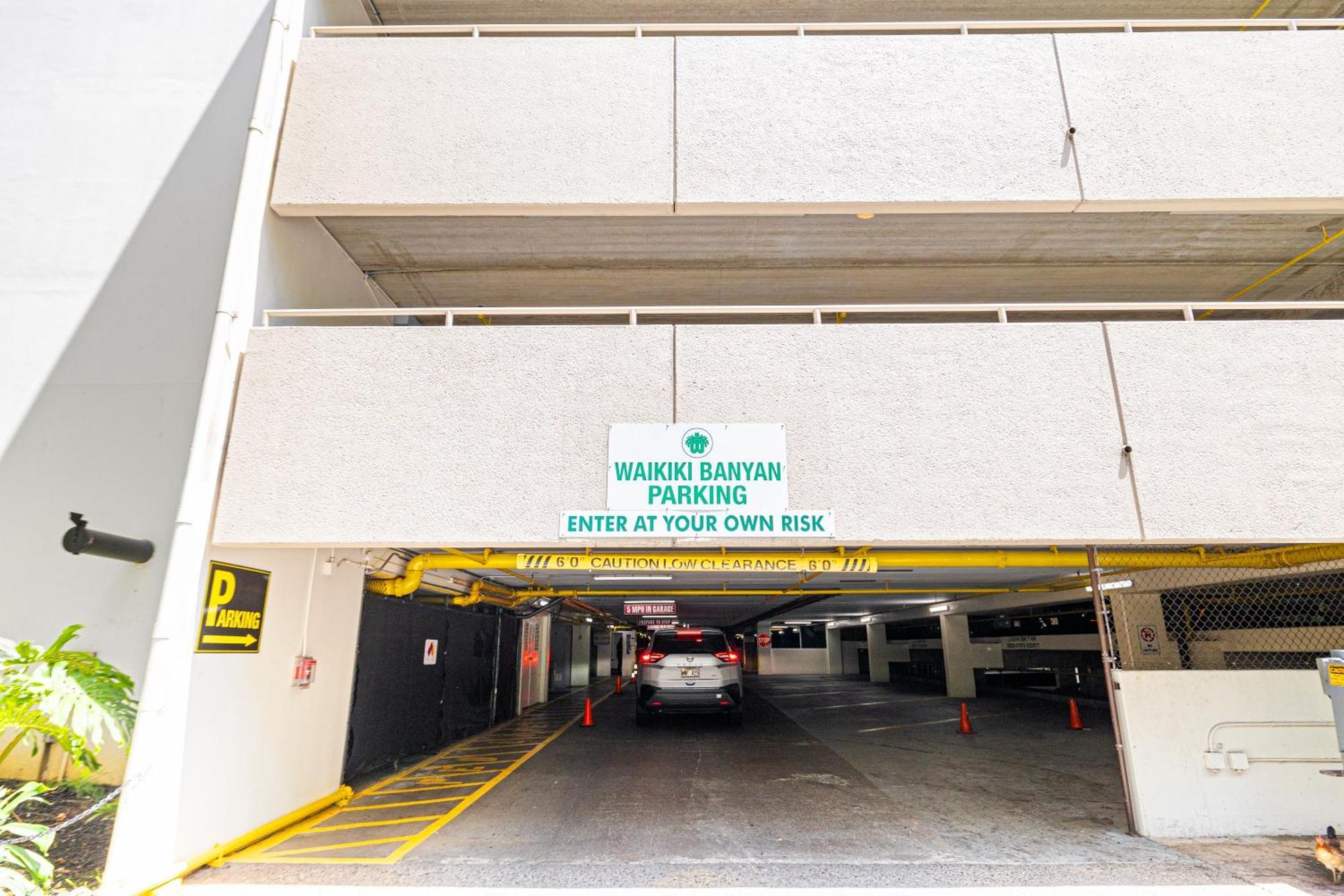 Beautiful Ocean View, Split Ac, 1 Block To And Parking Apartment Honolulu